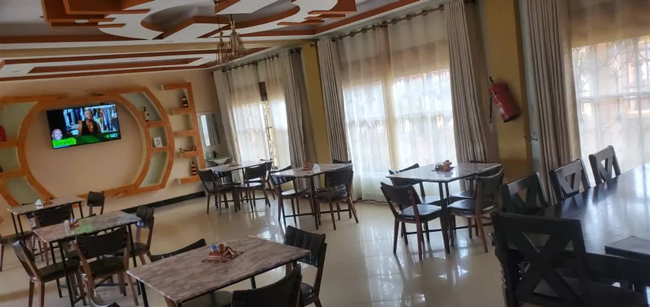 GoldStar Hotel Busia Uganda gallery image – 1752754001029-dining3